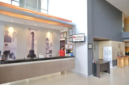 Hotel @HOM Semarang by Horison Area Publik Photos