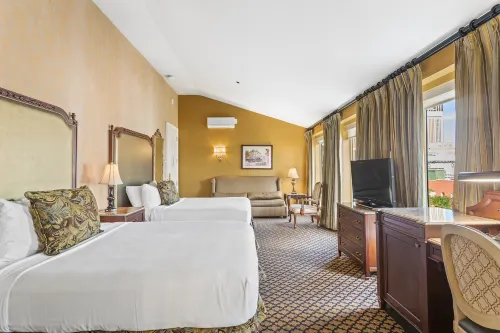 The Lafayette New Orleans by Kasa Photos