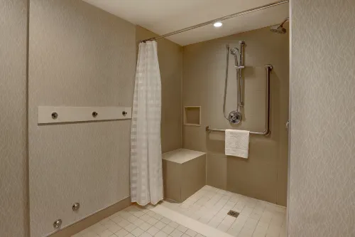 Embassy Suites by Hilton Niagara Falls/ Fallsview Photos