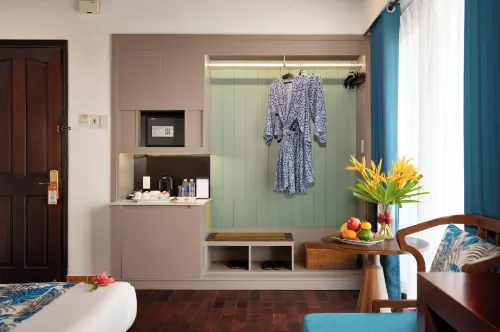 Vinh Hung Riverside Resort & Spa Rooms Photos