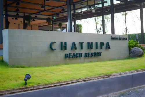 Chatnipa Beach Resort by Morseng Xung quanh Photos