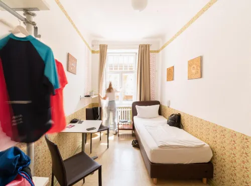 Three Little Pigs Hostel - Your Berlin Castle Zimmer Photos