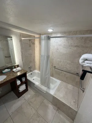 The Clover Hotel, Ascend Hotel Collection Chambres Photos