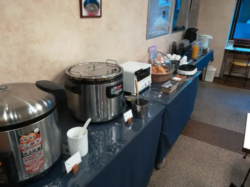 호텔 크라운 힐스 도야마 식사 Photos