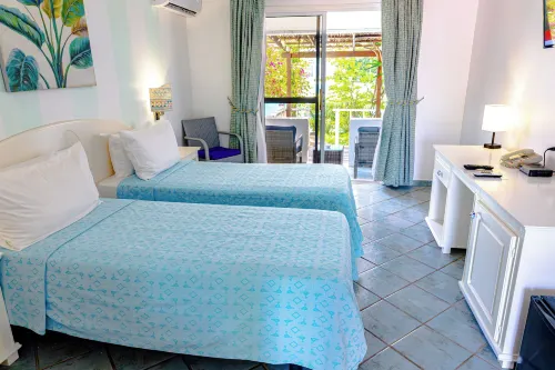 Ocean Point Resort & Spa Adults Only Номера Photos