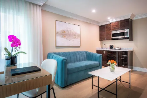 Beverly Hills Plaza Hotel & Spa Photos