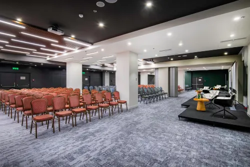 Holiday Inn Yerevan - Republic Square Työskentelytilat Photos