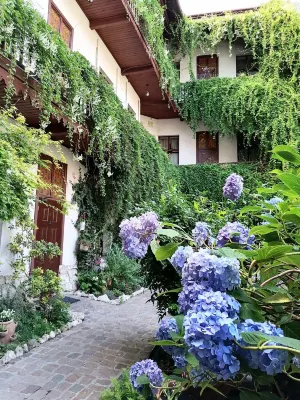 Globtroter Guest House Exterior Photos