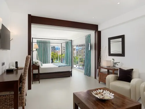 Hotel Saratoga Rooms Photos