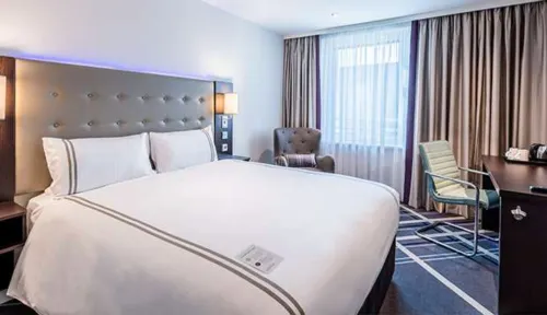 Premier Inn Nuernberg City Centre Phòng Photos