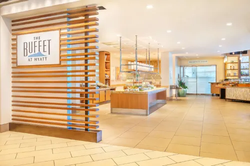 Hyatt Regency Waikiki Beach Resort & Spa Public Areas Photos