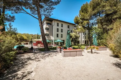 Mercure Aix-en-Provence La Duranne Gare TGV Espaces publics Photos
