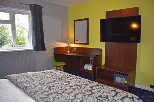 Quality Hotel Coventry Rooms Photos