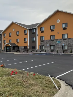 Quality Inn & Suites Hammond Near I-8090 Exterior Photos