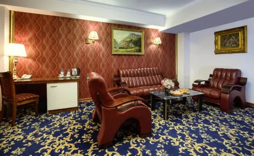 Royal Plaza by Stellar Hotels, Yerevan Номера Photos