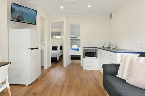 Flynns Beach Caravan Park Photos