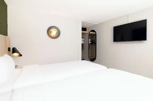 Hôtel Campanile Prime - Montpellier Est Le Millenaire Photos
