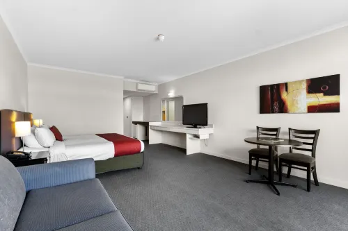 Comfort Hotel Adelaide Meridien Photos