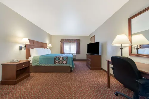 Super 8 by Wyndham Abilene South Rooms Photos