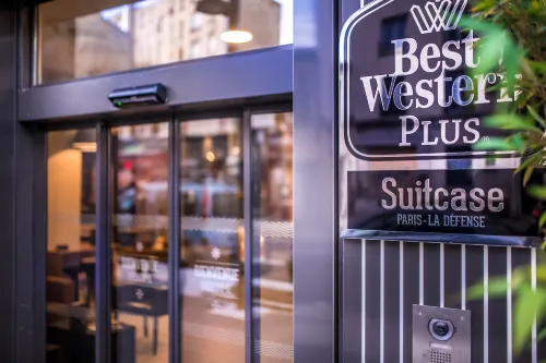 Best Western Plus Suitcase Paris la Defense Außen Photos