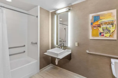 Cambria Hotel Plano - Frisco Camere Photos