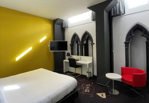 Martin's Dream Hotel Photos