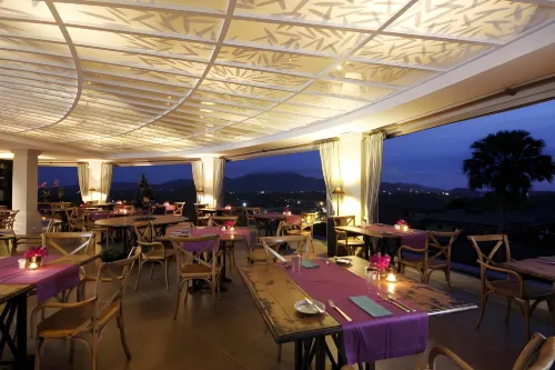 The Pavilions Phuket Restauration Photos