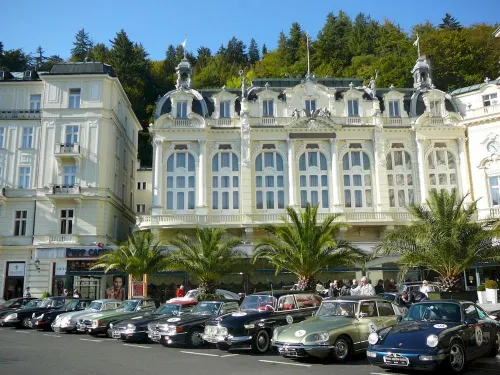 Grandhotel Pupp Esterni Photos