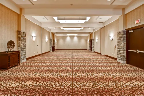 DoubleTree Fallsview Resort & Spa by Hilton - Niagara Falls Public Areas Photos