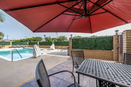 Best Western Plus South Bay Hotel Leisure & Recreation Photos