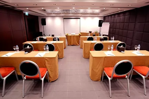 Ramada Plaza by Wyndham Dubai Deira Espaces Affaires Photos