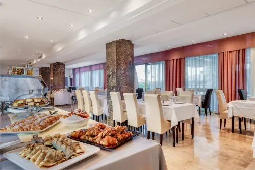 Hotel Splendid Spisning Photos