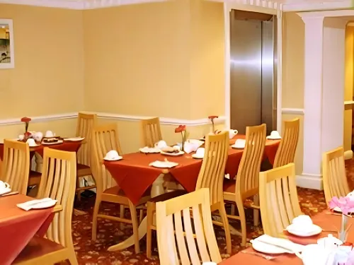 Hyde Park Radnor Hotel B&B Dining Photos