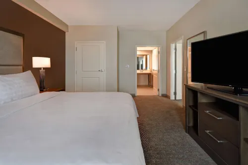 Homewood Suites by Hilton Orlando at Flamingo Crossings Town Center Rooms Photos