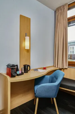Ibis Annecy Centre Vieille Ville Rooms Photos