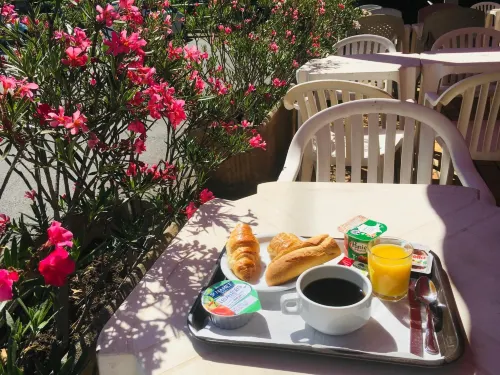 Hotel Bel Alp Manosque Dining Photos