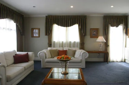 Prince's Gate Hotel Photos