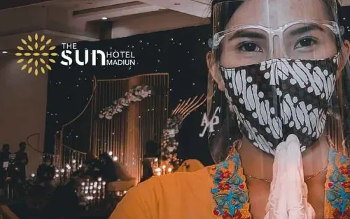 The Sun Hotel Madiun Photos