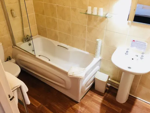 Hotel Celebrity Bournemouth East Cliff by Villare Hotels Rooms Photos