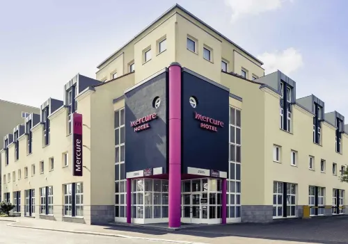 Mercure Hotel Wuerzburg Am Mainufer Außen Photos