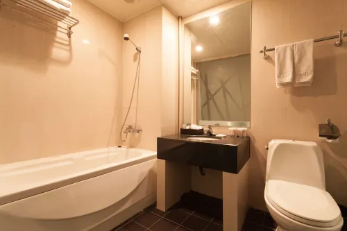 The Riverside Hotel Rooms Photos