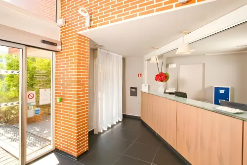 Appart Hôtel - Séjours et Affaires / Résidence étudiante - Les estudines Créteil Le Magistère Espaces publics Photos