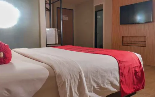Meotel Purwokerto by Dafam Kamar Photos