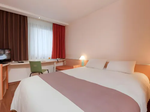 Ibis Ulm City Rooms Photos