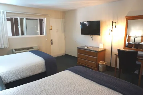 King Frederik Inn Rooms Photos