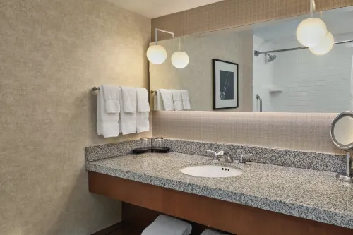 Loews Hollywood Hotel Camere Photos