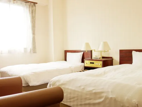 Hotel Green with Rooms Photos