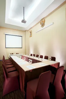 Cipta Hotel Pancoran Fasilitas Bisnis Photos
