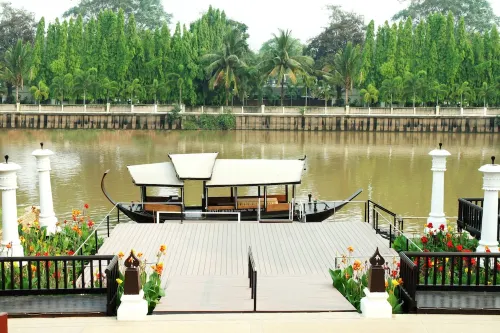 RatiLanna Riverside Spa Resort Near Hotel Photos