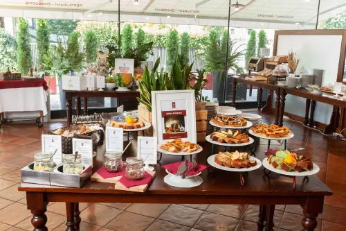 SHG Hotel De La Ville تناول الطعام Photos